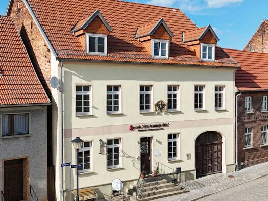 Mehrfamilienhaus zum Kauf 275.000 € 13 Zimmer 351,5 m² 774 m² Grundstück Werben Werben (Elbe) 39615