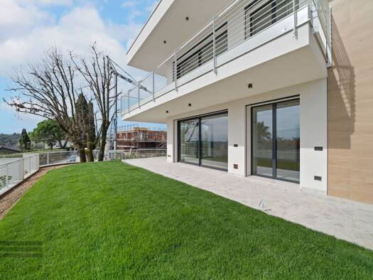 Wohnung zum Kauf - Erstbezug 870.000 € 3 Zimmer 173 m² frei ab sofort Via Caravigla Padenghe sul Garda