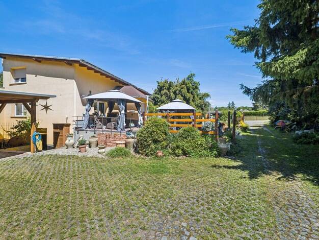 Einfamilienhaus zum Kauf provisionsfrei 170.000 € 2 Zimmer 100 m² 1.245 m² Grundstück Bad Liebenwerda 04924