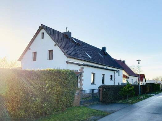 Einfamilienhaus zum Kauf 519.000 € 11 Zimmer 287 m² 836 m² Grundstück Gimritz 06193