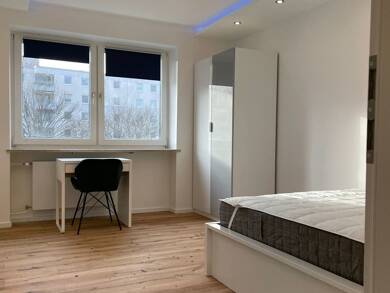 Wohnung zur Miete 450 € 3 Zimmer 17 m² 5. Geschoss frei ab 01.08.2025 Erlangen 91054