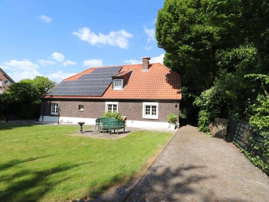 Haus zum Kauf 685.000 € 5 Zimmer 194 m² 1.051 m² Grundstück frei ab sofort Gartenweg 1 Lüttingen Xanten 46509