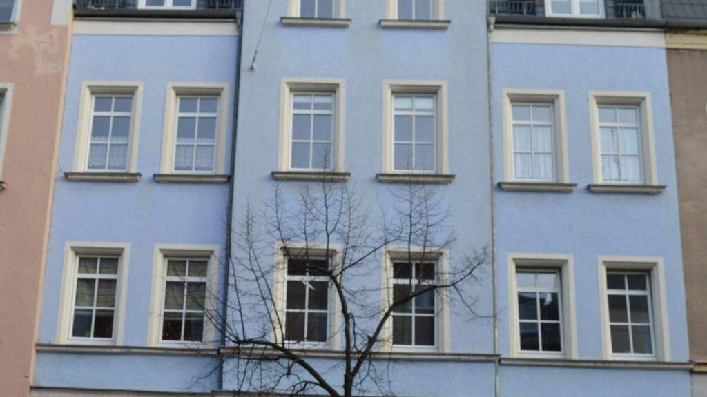 Studio zur Miete 220 € 1 Zimmer 34 m² 2. Geschoss frei ab 01.05.2026 Königstraße 34 Innenstadt Hof 95028