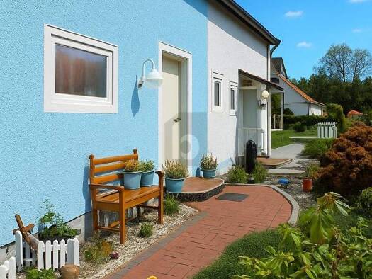 Doppelhaushälfte zum Kauf 250.000 € 3,5 Zimmer 77 m² 341 m² Grundstück Stade 21680