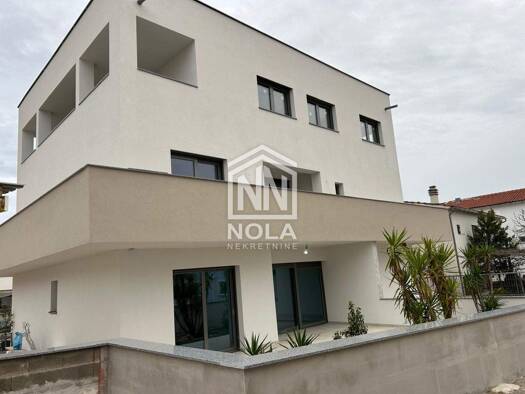 Einfamilienhaus zum Kauf 1.100.000 € 11 Zimmer Vodice 22211