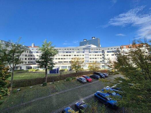 Bürofläche zur Miete provisionsfrei 10 € 3.760 m² Bürofläche teilbar ab 617 m² Zentrum-Nord Leipzig 04105