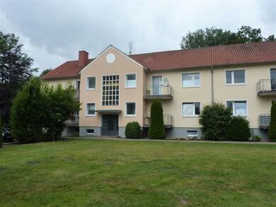 Wohnung zur Miete 435 € 4 Zimmer 79 m² Lemförde 49448