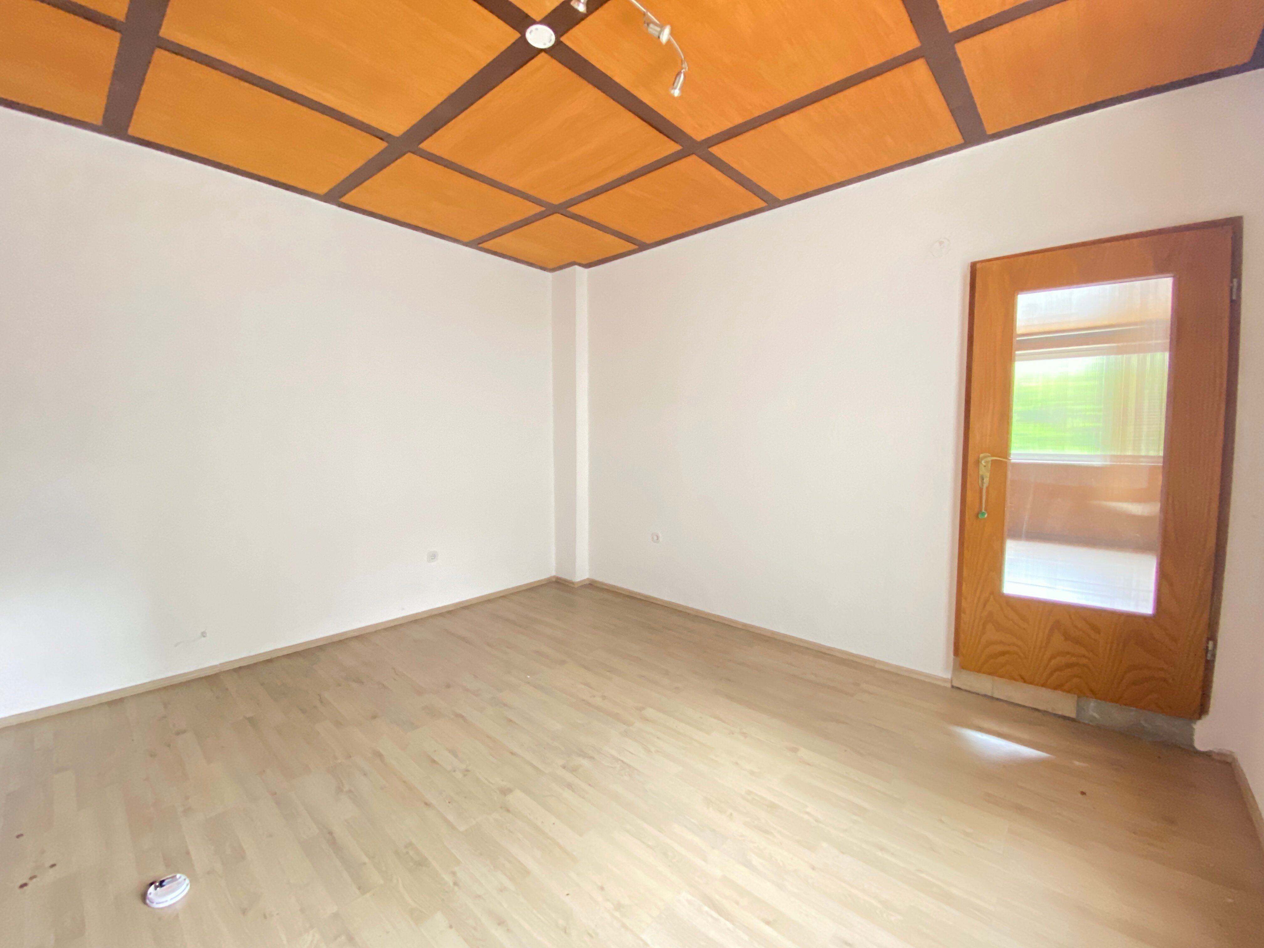 Wohnung zur Miete 220 € 2 Zimmer 42,3 m²<br/>Wohnfläche EG<br/>Geschoss 01.10.2024<br/>Verfügbarkeit Steinhammerstr. 127 Lütgendortmund - Ost Dortmund 44379