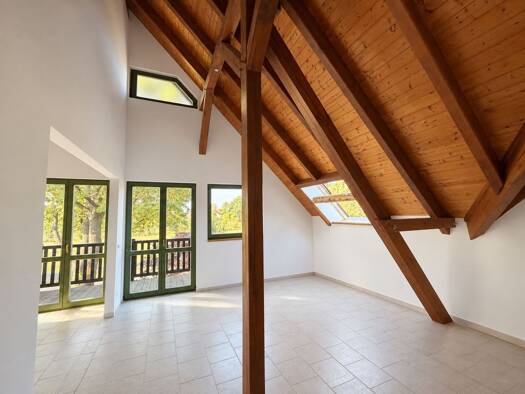 Einfamilienhaus zur Miete 1.850 € 8,5 Zimmer 210 m² 1.170 m² Grundstück frei ab 01.11.2026 Hauptstraße 10 Dissen Dissen-Striesow 03096