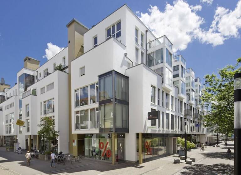 Laden zur Miete 38,33 € Bahnhofstraße 13-15 Singen Singen (Hohentwiel) 78224