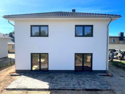 Einfamilienhaus zum Kauf - Erstbezug 679.000 € 5 Zimmer 158 m² 450 m² Grundstück Schwanebeck Schwanebeck / Zepernick 16341