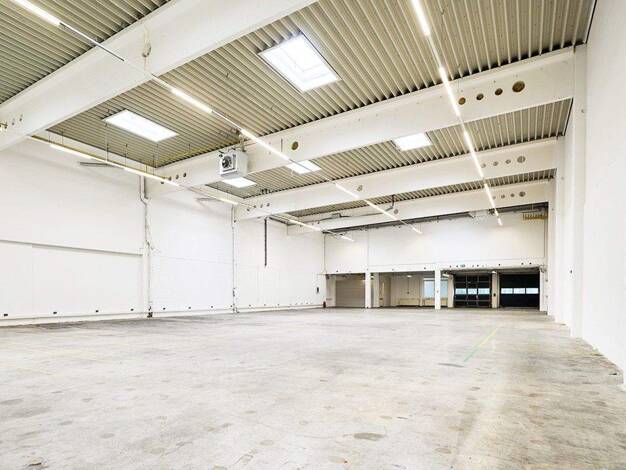 Lagerhalle zur Miete 7 € 2.497,7 m² Lagerfläche Heltorfer Straße 2-6 Lichtenbroich Düsseldorf 40472