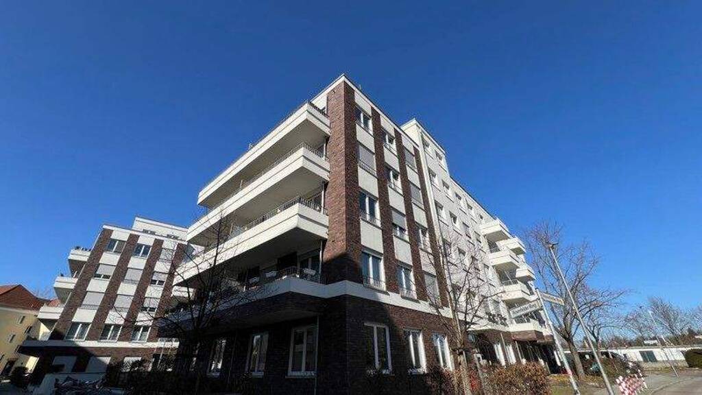 Wohnung zur Miete 1.269 € 3 Zimmer 92,8 m² frei ab 11.04.2026 Rosenfelder Ring 150 Friedrichsfelde Berlin 10315