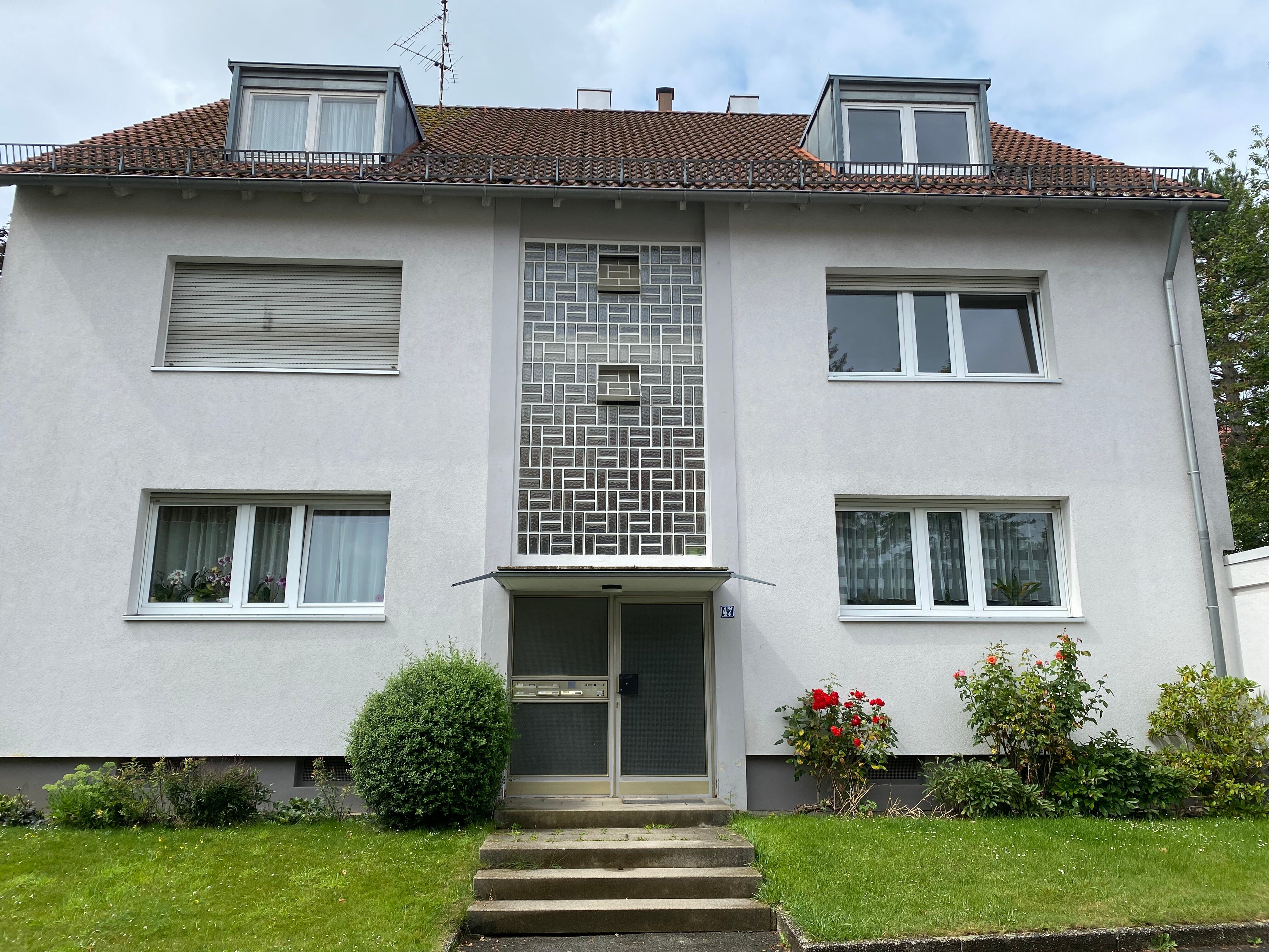 Wohnung zur Miete 750 € 2 Zimmer 59 m²<br/>Wohnfläche EG<br/>Geschoss ab sofort<br/>Verfügbarkeit Hardenbergstr. 47 Nürnberg 90491