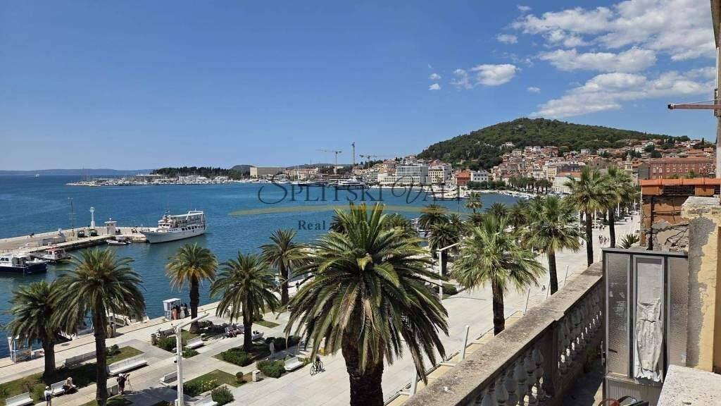 Büro zum Kauf 1.200.000 € Split