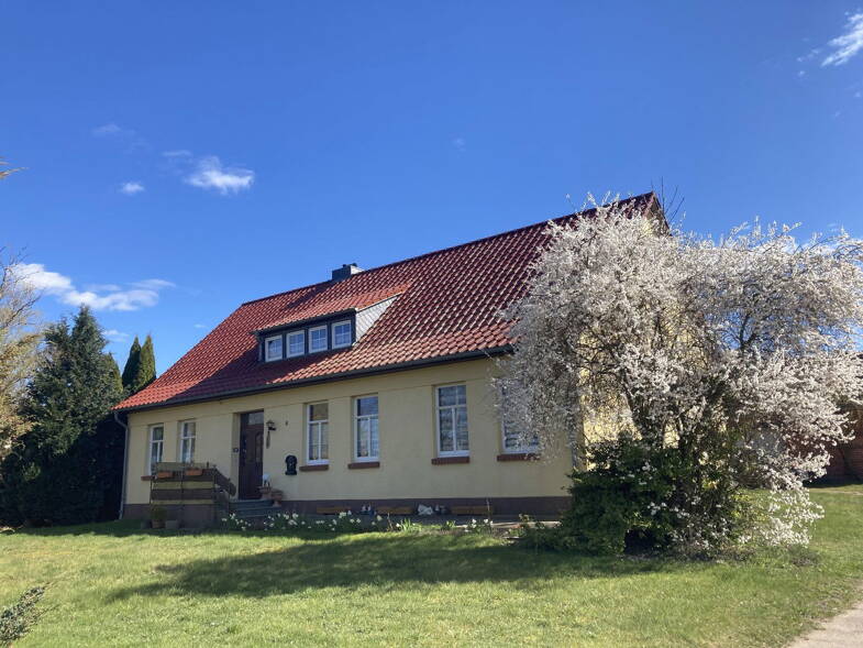 Einfamilienhaus zum Kauf provisionsfrei 245.000 € 5 Zimmer 130 m² 2.466 m² Grundstück Granzin Granzin 19386