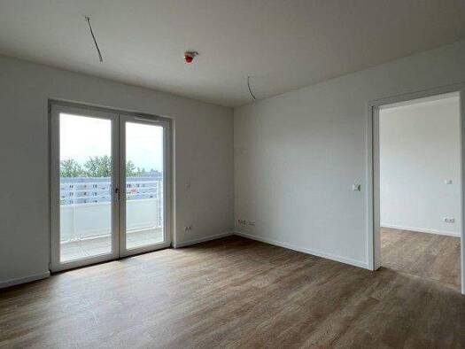 Wohnung zur Miete 751 € 2 Zimmer 40,6 m² 5. Geschoss Ludwigsluster Straße 100 Kaulsdorf Berlin 12619