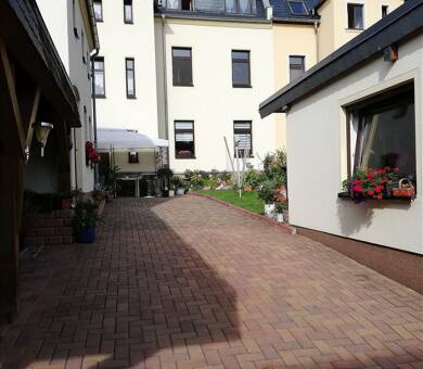 Mehrfamilienhaus zum Kauf 143.000 € 250 m² 360 m² Grundstück Zwickauer Straße 13 Wilkau-Haßlau Wilkau-Haßlau 08112