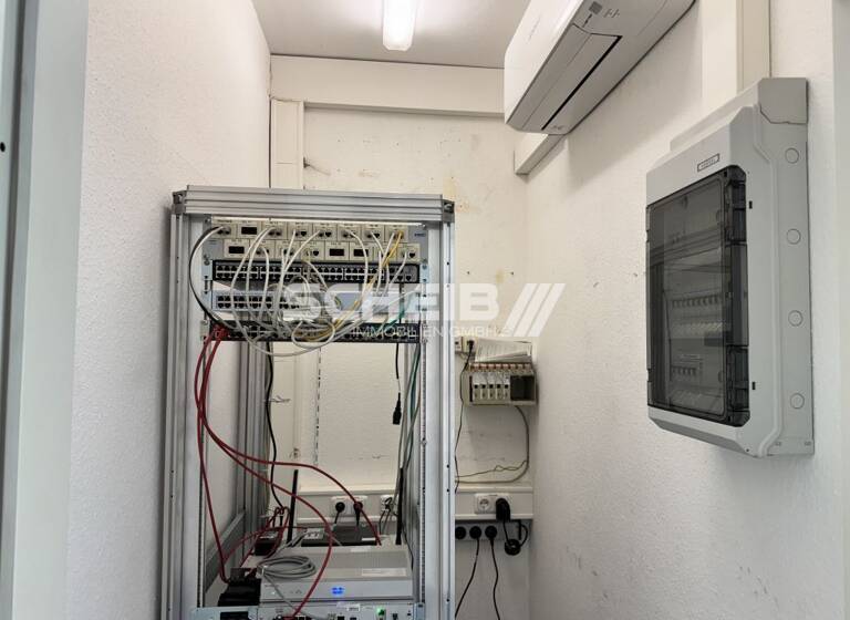 Büro zur Miete 9 € 196,5 m² Bürofläche Schwäbisch Hall 74523