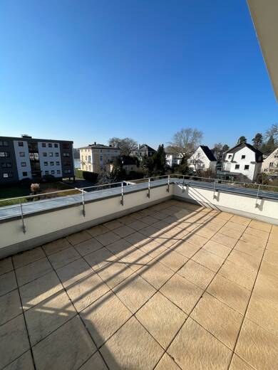 Doppelhaushälfte zur Miete 2.200 € 5 Zimmer 160 m² 220 m² Grundstück frei ab sofort Königswinter Königswinter 53639