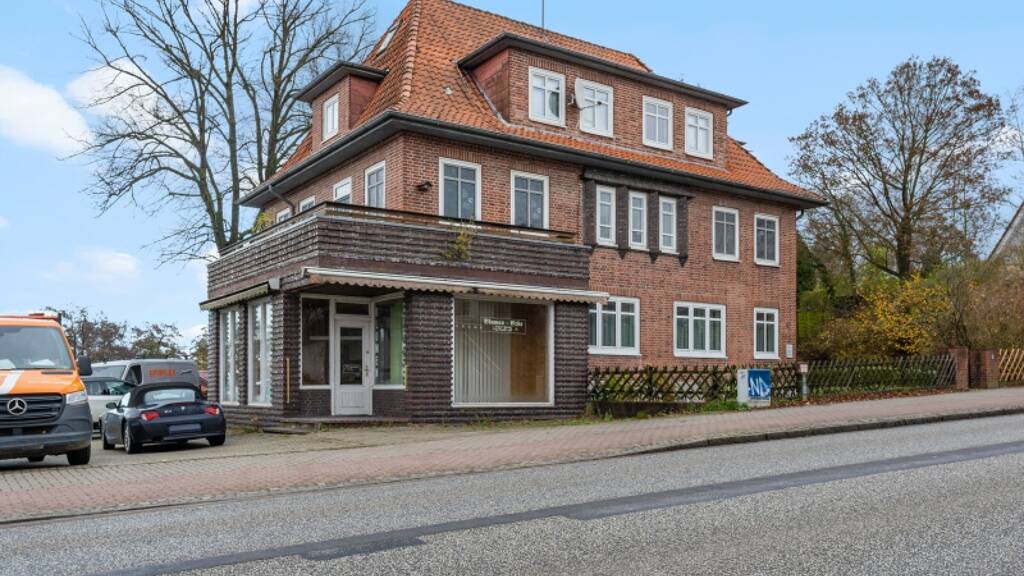 Wohnung zum Kauf 142.000 € 4 Zimmer 103,6 m² Plön 24306