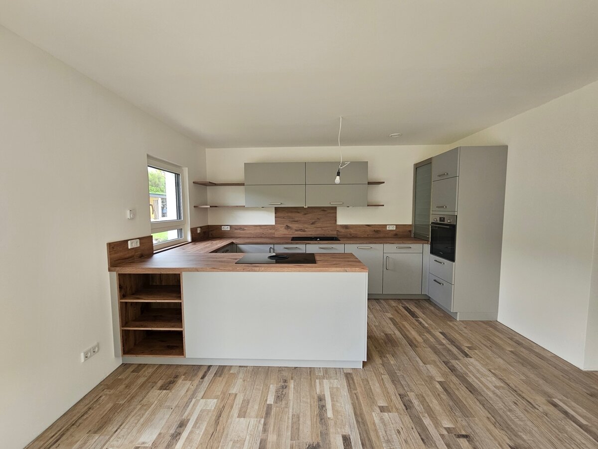 Einfamilienhaus zum Kauf 460.000 € 5 Zimmer 126 m²<br/>Wohnfläche 866 m²<br/>Grundstück Apfelbach Eschenbach in der Oberpfalz 92676