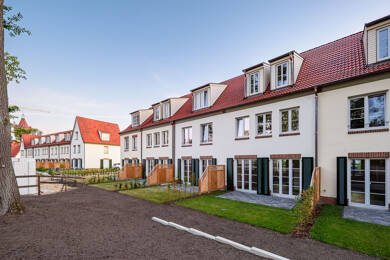 Reihenmittelhaus zur Miete - Erstbezug 1.730 € 4 Zimmer 123,6 m² frei ab sofort Waldseeallee 24 Heilstätten Beelitz 14547