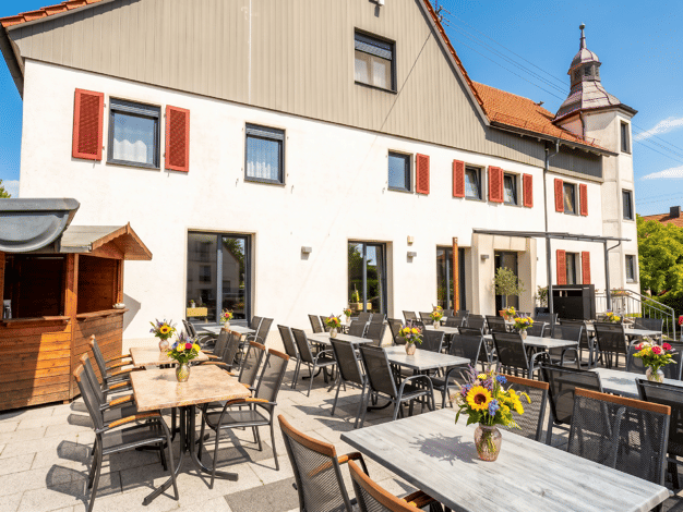 Mehrfamilienhaus zum Kauf 735.000 € 11,5 Zimmer 428 m² 1.354 m² Grundstück Hohengehren Baltmannsweiler 73666