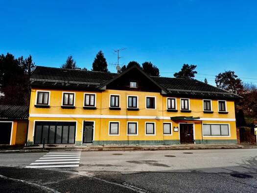 Haus zum Kauf 590.000 € 400 m² 1.000 m² Grundstück frei ab sofort Vöcklabruck 4840