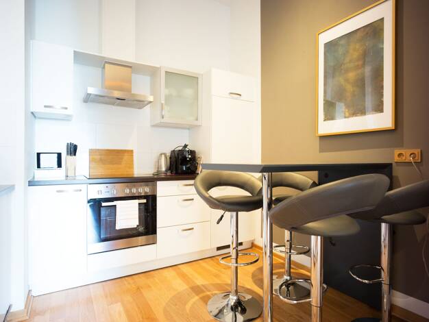 Wohnung zur Miete Wohnen auf Zeit 1.050 € 2 Zimmer 52 m² frei ab 16.08.2026 Zentrum-Süd Leipzig 04107