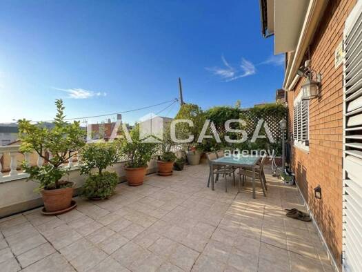 Haus zum Kauf 695.000 € 5 Zimmer 241 m² Santa Coloma de Gramenet 08923