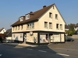 Mehrfamilienhaus zum Kauf 425.000 € 11 Zimmer 280 m²<br/>Wohnfläche 575 m²<br/>Grundstück ab sofort<br/>Verfügbarkeit Weidenau - Südost Siegen 57076