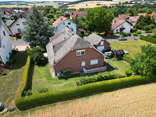 Haus zum Kauf 380.000 € 220 m² 750 m² Grundstück Schrecksbach Schrecksbach 34637