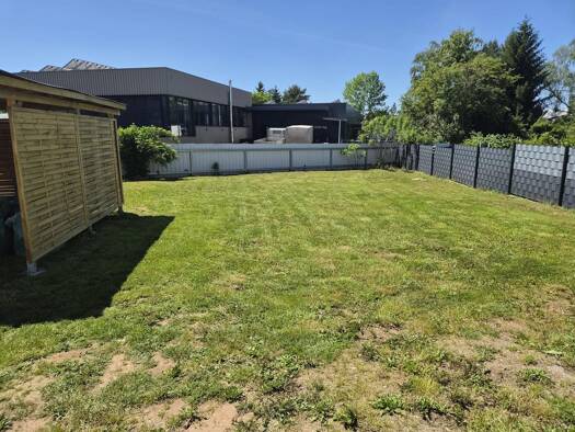 Einfamilienhaus zum Kauf provisionsfrei 149.000 € 5 Zimmer 170 m² 750 m² Grundstück frei ab sofort Reuth Neumark 08496