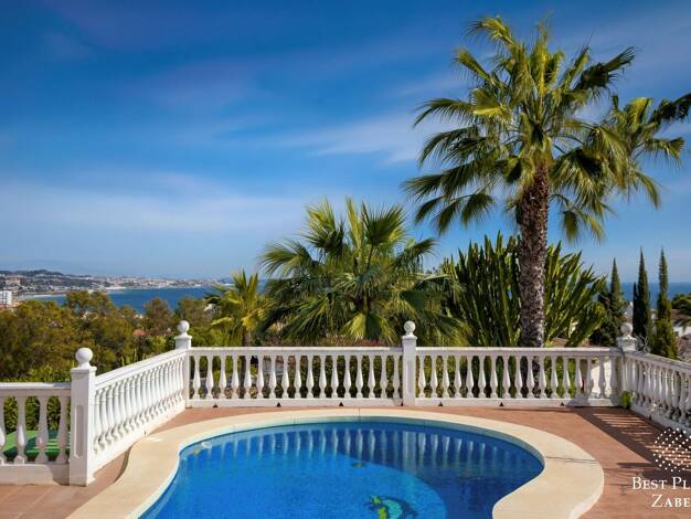 Haus zum Kauf provisionsfrei 1.100.000 € 6 Zimmer 249 m² 800 m² Grundstück Mijas Costa 29649