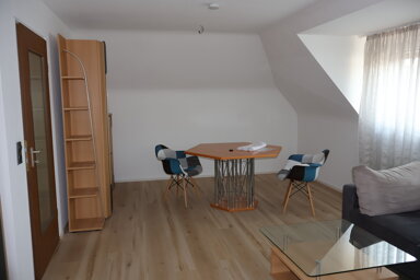 Wohnung zur Miete 480 € 2 Zimmer 48 m² 2. Geschoss frei ab sofort Zirndorf Zirndorf 90513