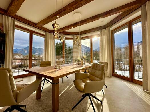 Villa zum Kauf 3.800.000 € 9 Zimmer 353,9 m² 10.490 m² Grundstück Velden am Wörthersee 9220