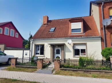 Einfamilienhaus zum Kauf 139.000 € 4 Zimmer 120 m² 2.626 m² Grundstück Goldbeck Goldbeck 39596
