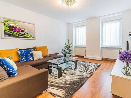 Wohnung zur Miete 1.140 € 2 Zimmer 53 m² 1. Geschoss frei ab 15.12.2025 Offenbach am Main 63067