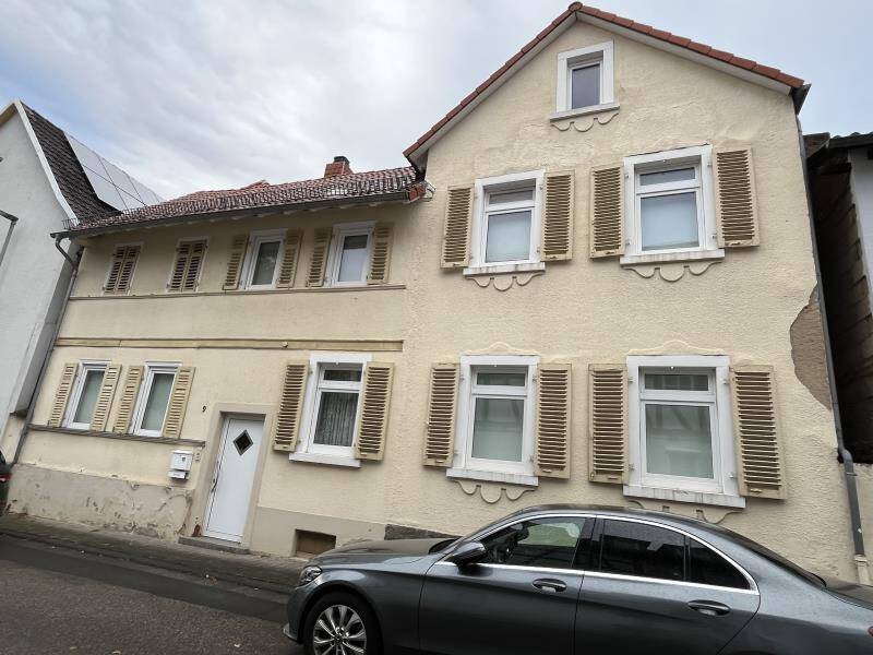 Mehrfamilienhaus zum Kauf 585.000 € 7 Zimmer 212 m²<br/>Wohnfläche 623 m²<br/>Grundstück Liederbach Liederbach 65835