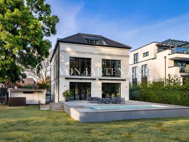 Einfamilienhaus zum Kauf 3.300.000 € 9 Zimmer 305 m² 1.450 m² Grundstück Wellingsbüttel Hamburg 22391