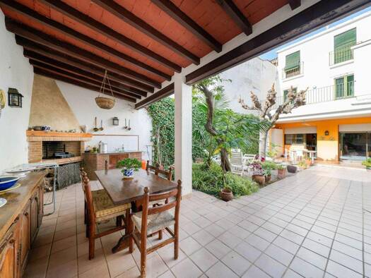 Mehrfamilienhaus zum Kauf provisionsfrei 690.000 € 6 Zimmer 250 m² 228 m² Grundstück Mataró 08301