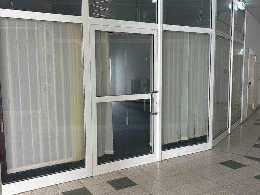 Ladenfläche zur Miete provisionsfrei 350 € 64,7 m² Verkaufsfläche Platanenstraße 14 Lindenberg Neubrandenburg 17033