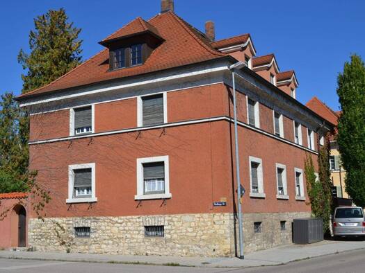 Haus zum Kauf 850.000 € 16 Zimmer 450 m² 582 m² Grundstück frei ab sofort Treuchtlingen 91757