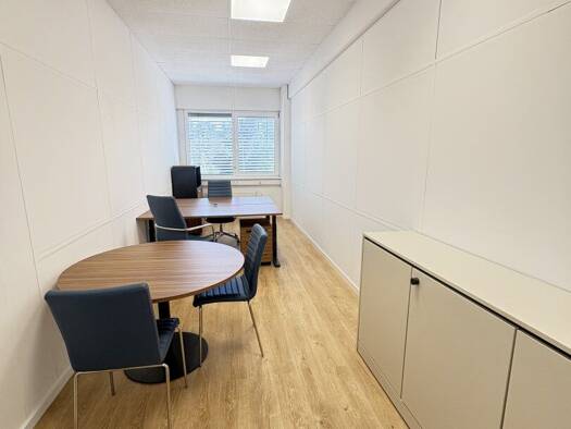 Büro zur Miete 6,50 € Hörsching 4063