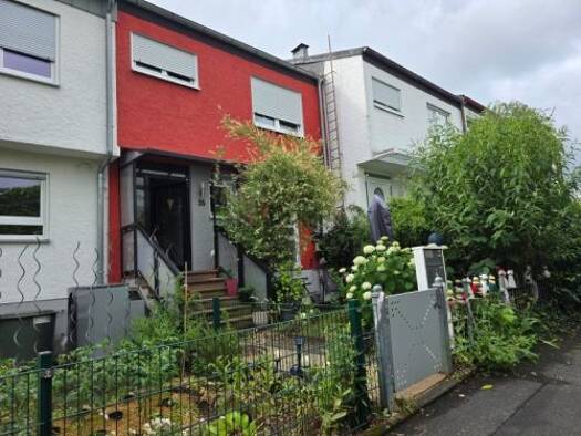 Reihenmittelhaus zum Kauf 525.000 € 7 Zimmer 147,1 m² 207,5 m² Grundstück Lengfeld Würzburg 97076