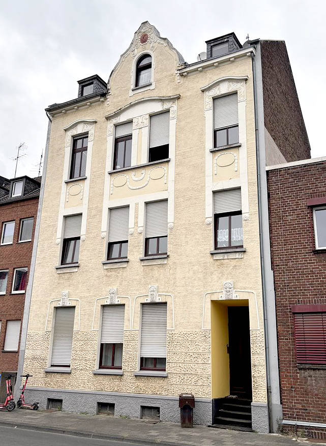 Wo Geschichte wohnen will - bezauberndes Mehrfamilienhaus mit Jugendstil - Fassade