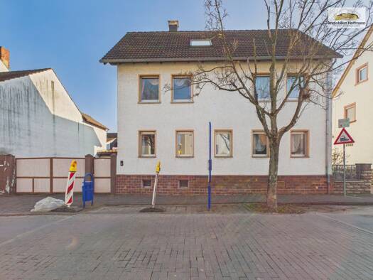 Einfamilienhaus zum Kauf 599.000 € 10 Zimmer 258 m² 638 m² Grundstück Niederdorfelden 61138