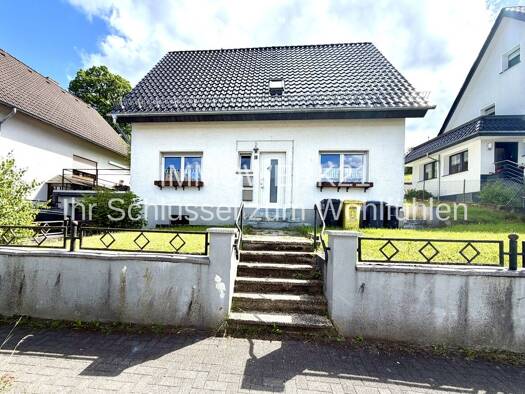 Mehrfamilienhaus zum Kauf 375.000 € 5 Zimmer 125 m² 800 m² Grundstück Hellenthal Hellenthal 53940
