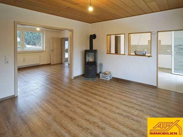 Doppelhaushälfte zur Miete 800 € 4 Zimmer 118 m² 3.998 m² Grundstück Hoppecke Brilon / Hoppecke 59929